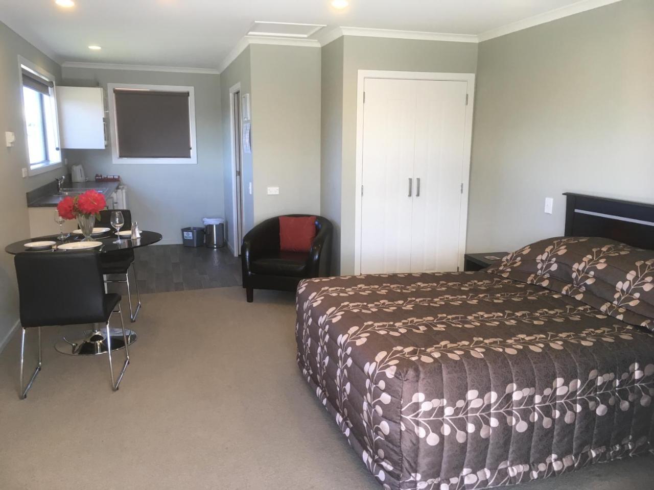 Kingswood Motel Waimate Ngoại thất bức ảnh